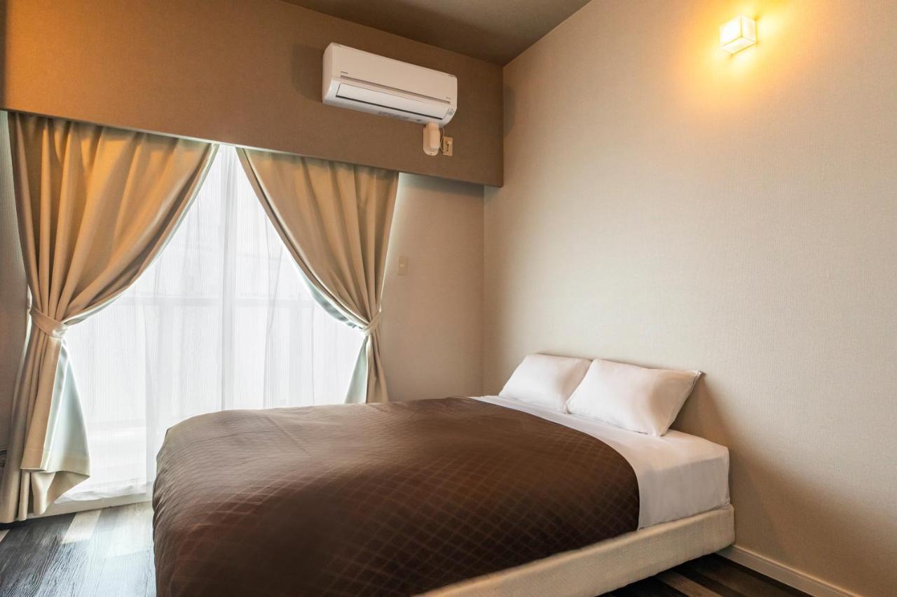 Morimori Land Aparthotel Гинован Екстериор снимка